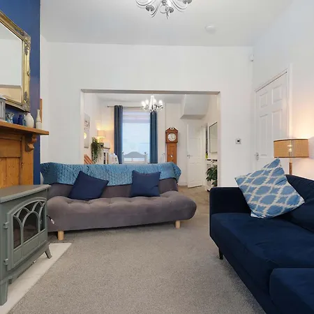 Coastal 3-bed For Families & Contractors Holiday home *