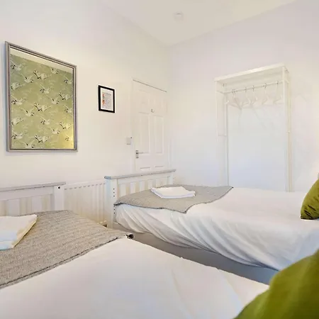 Coastal 3-bed For Families & Contractors Redcar